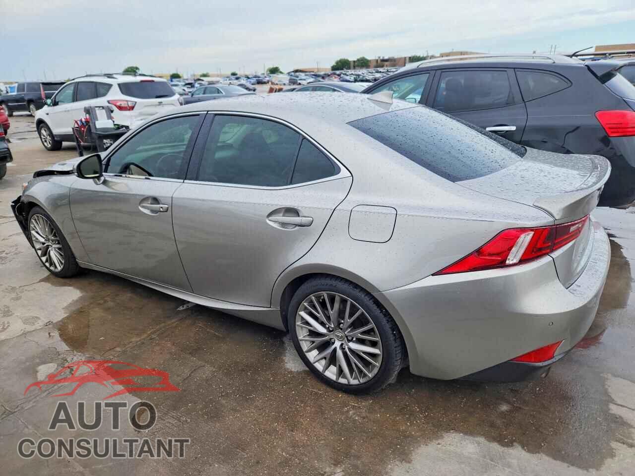 LEXUS IS 2015 - JTHBF1D20F5057690