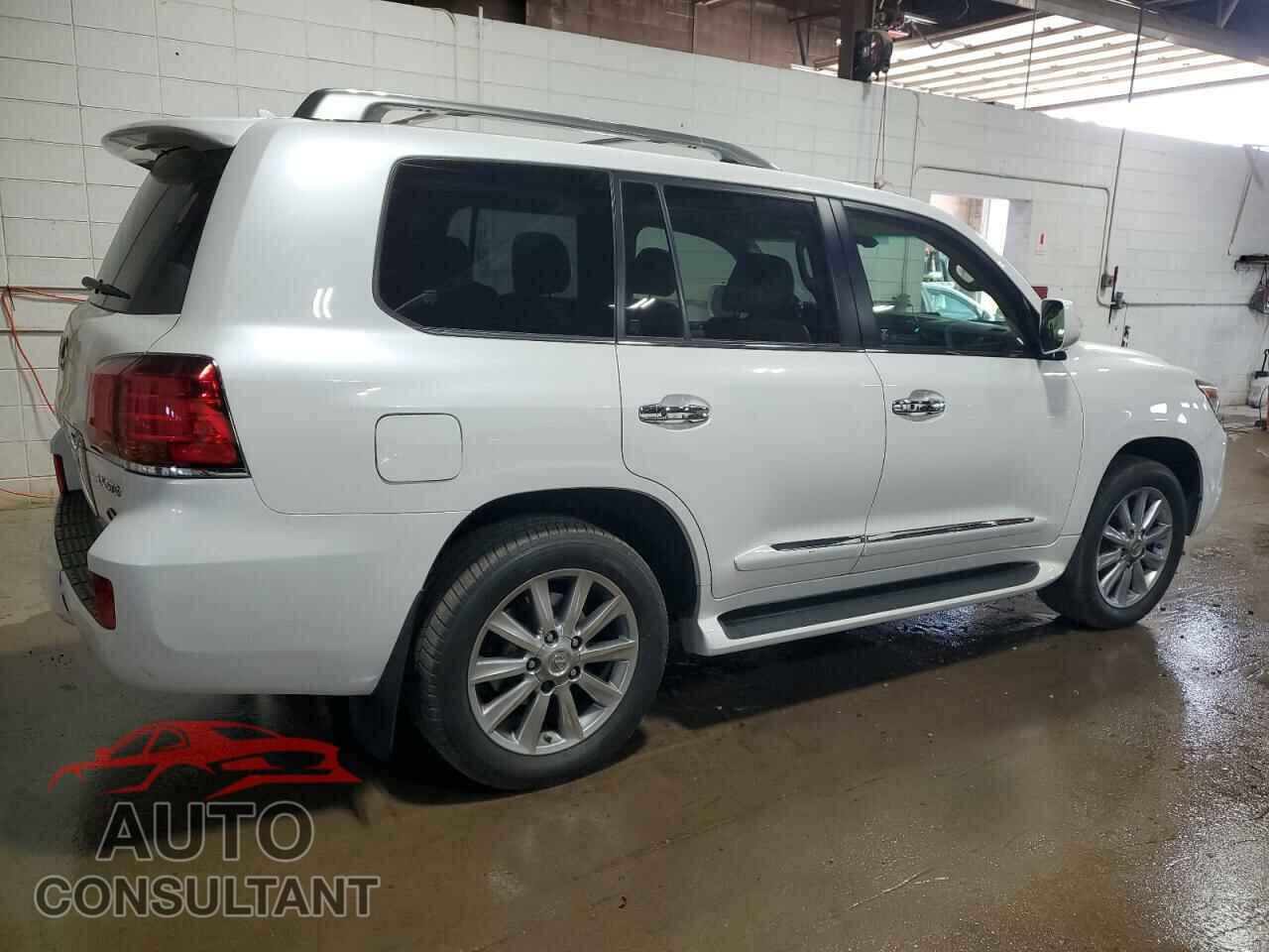 LEXUS LX570 2011 - JTJHY7AX4B4073980