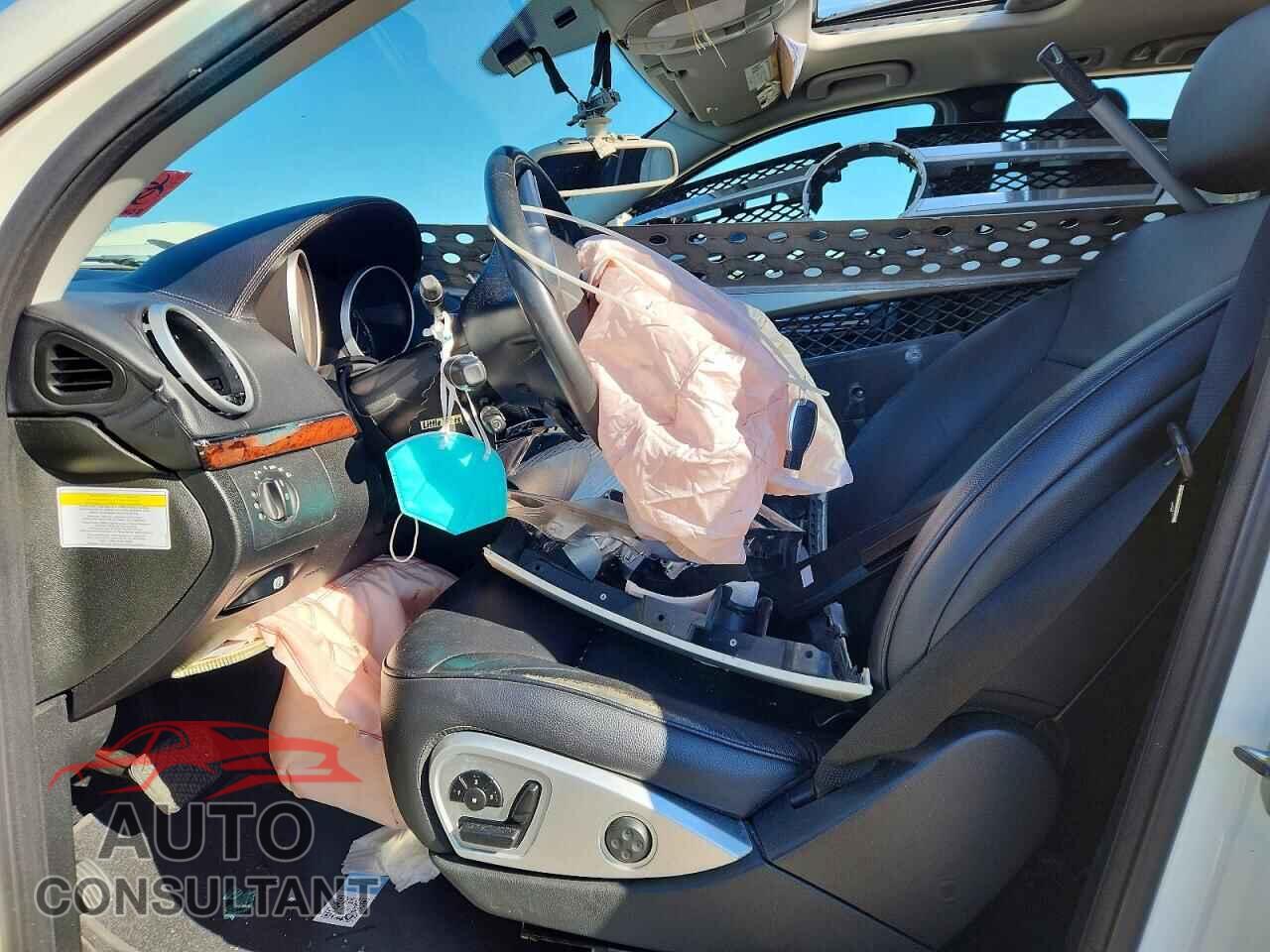 MERCEDES-BENZ GL-CLASS 2011 - 4JGBF7BE0BA756526