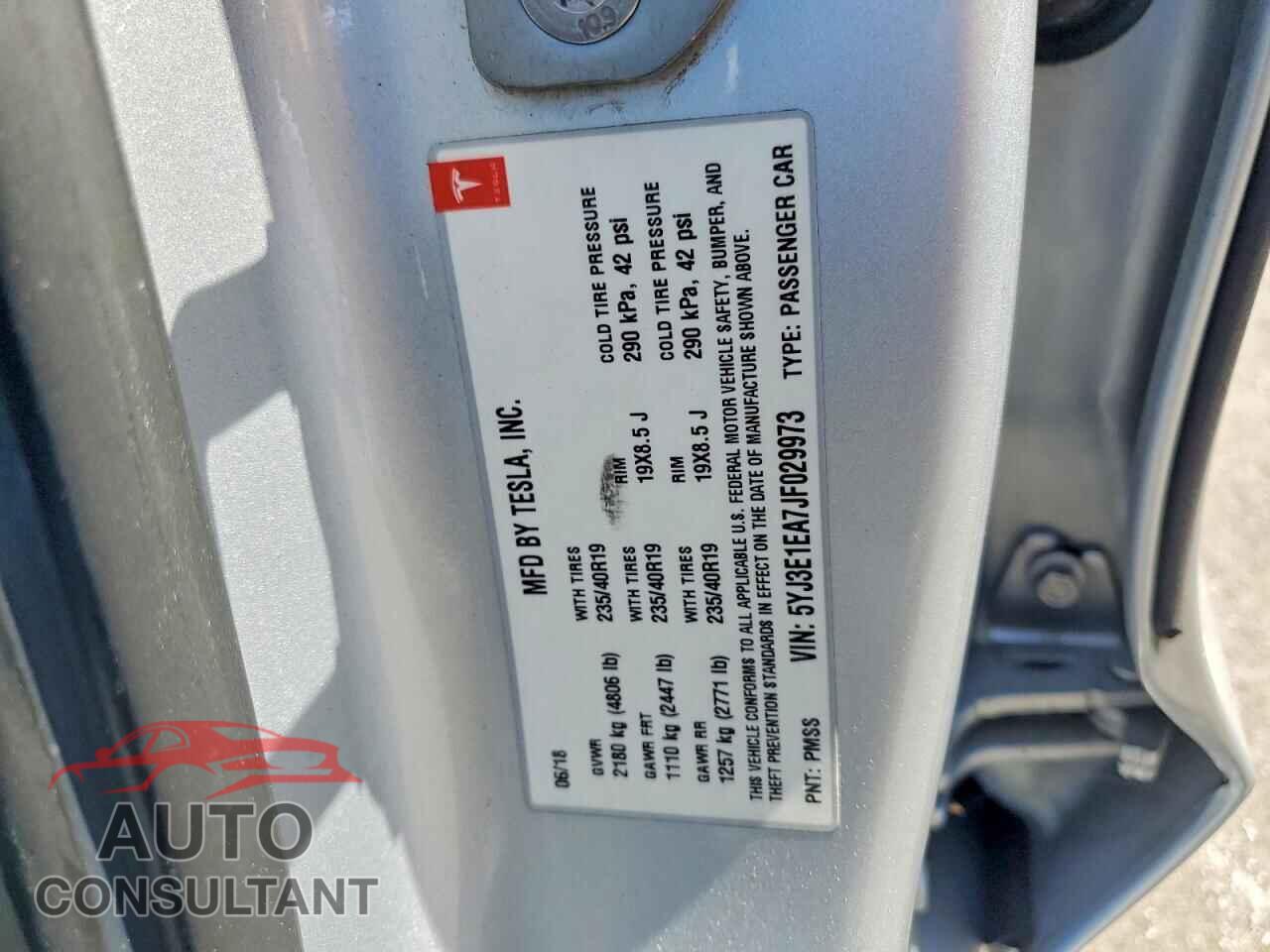 TESLA MODEL 3 2018 - 5YJ3E1EA7JF029973