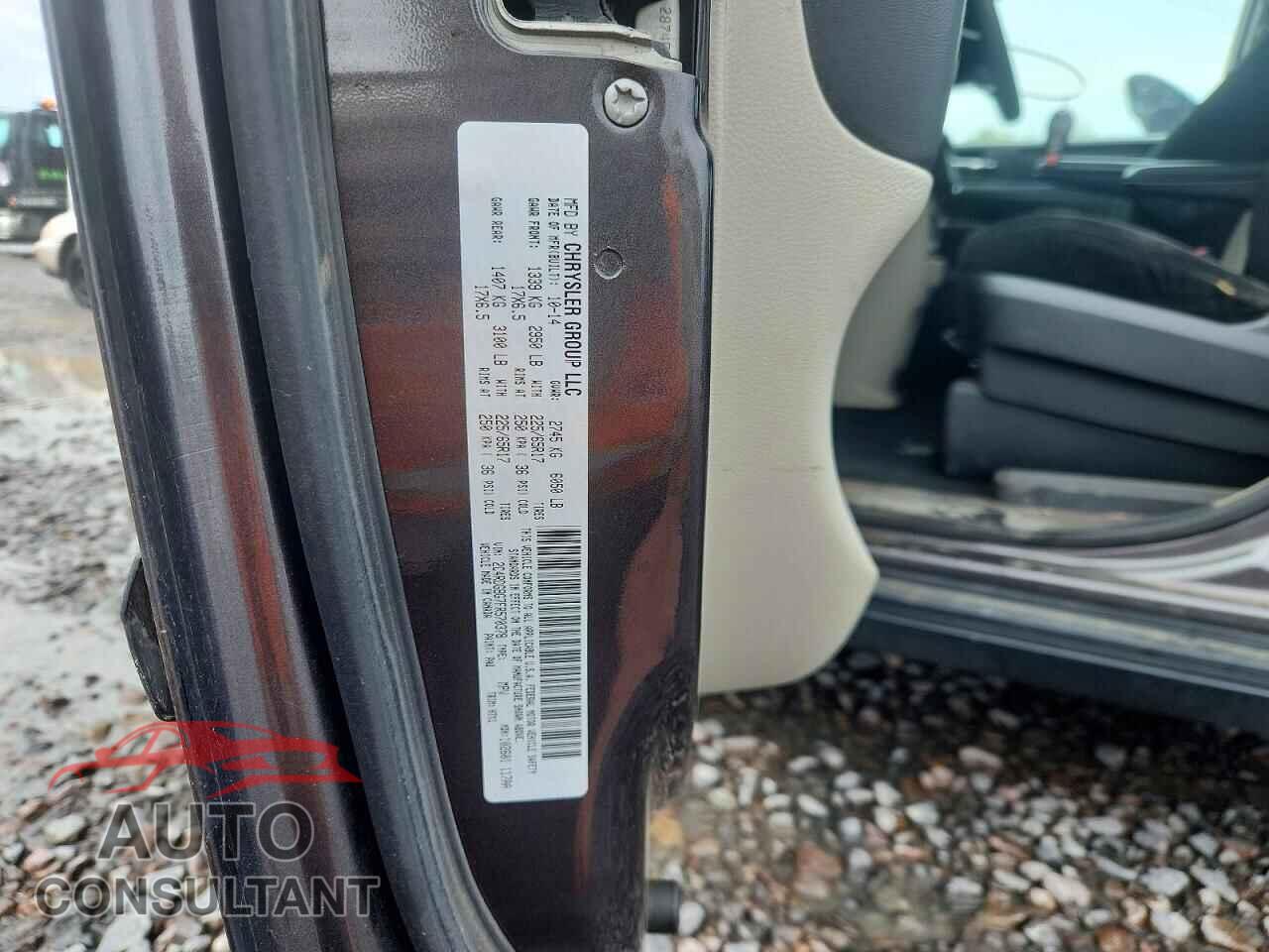 DODGE CARAVAN 2015 - 2C4RDGBG7FR570378