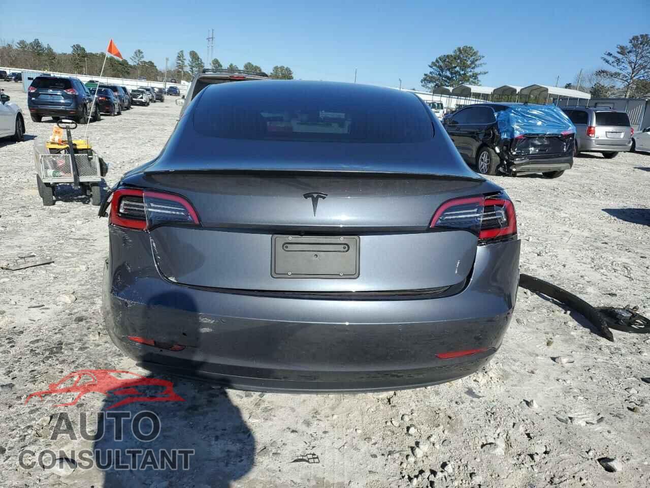 TESLA MODEL 3 2019 - 5YJ3E1EB5KF432649