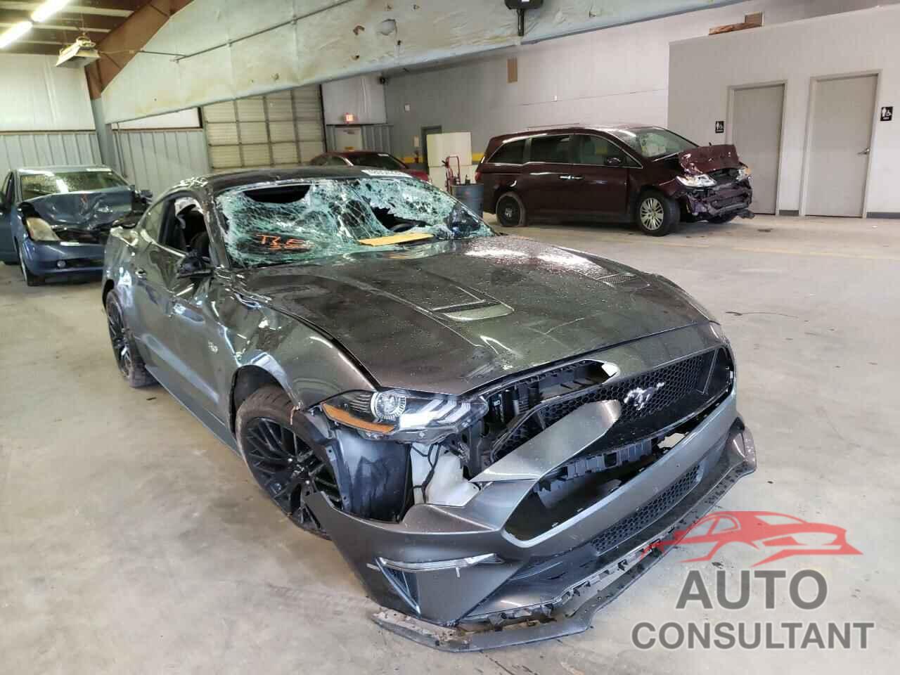 FORD MUSTANG 2018 - 1FA6P8CF7J5170371