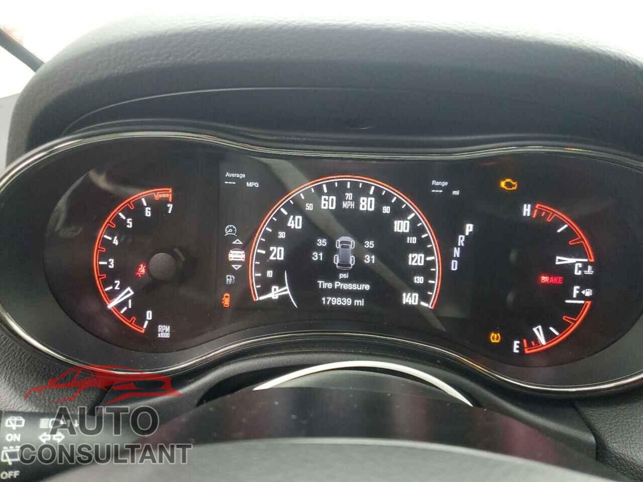 DODGE DURANGO 2018 - 1C4RDJDG7JC266141