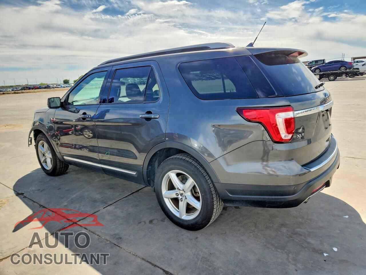 FORD EXPLORER 2018 - 1FM5K7D87JGA35261