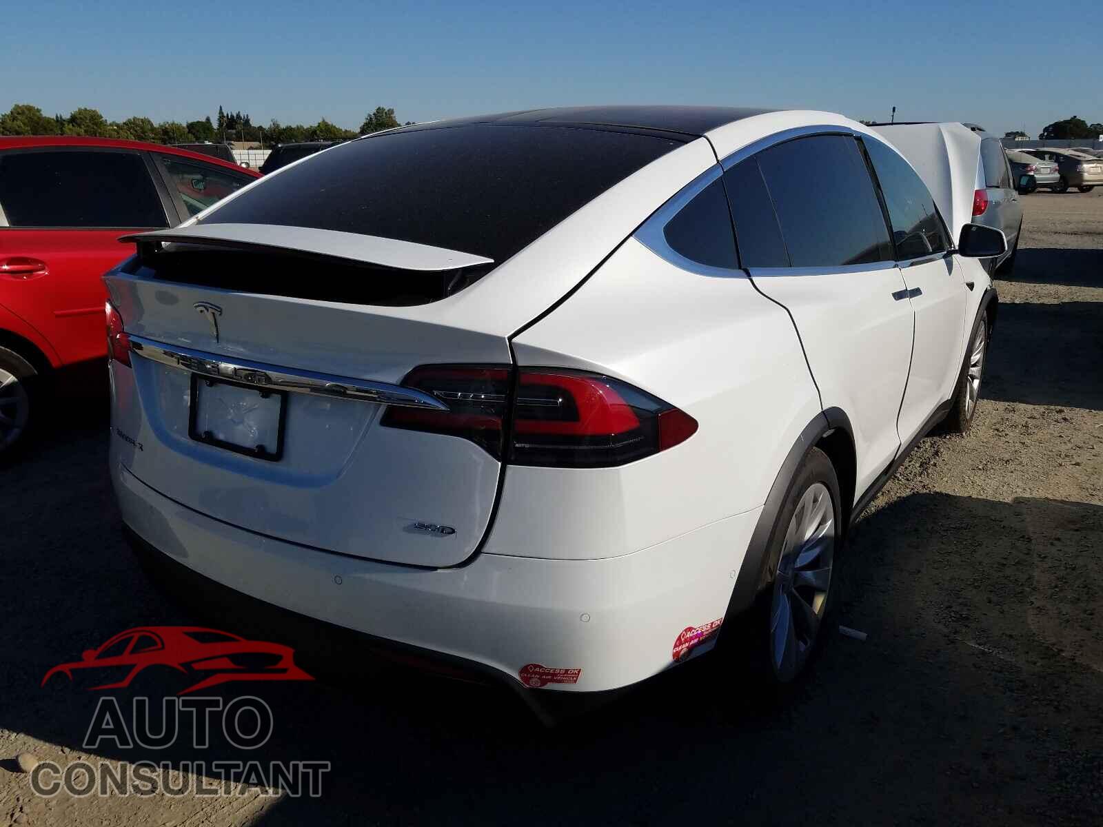 TESLA MODEL X 2016 - 5YJXCDE27GF030146