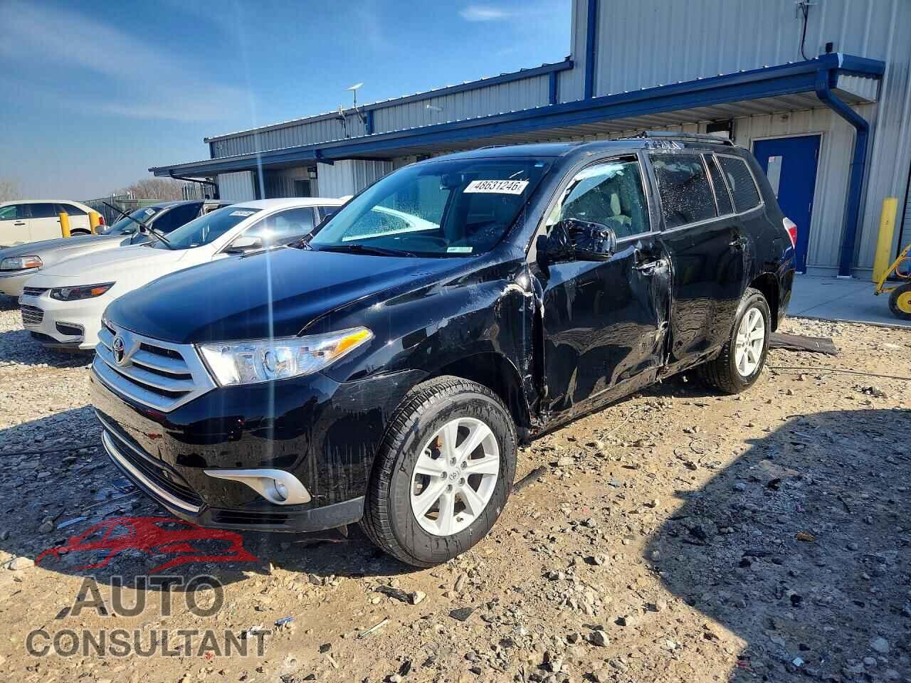 TOYOTA HIGHLANDER 2013 - 5TDBK3EH8DS241813
