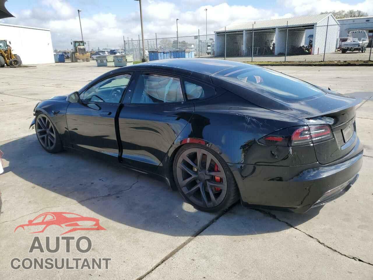 TESLA MODEL S 2023 - 5YJSA1E6XPF529847