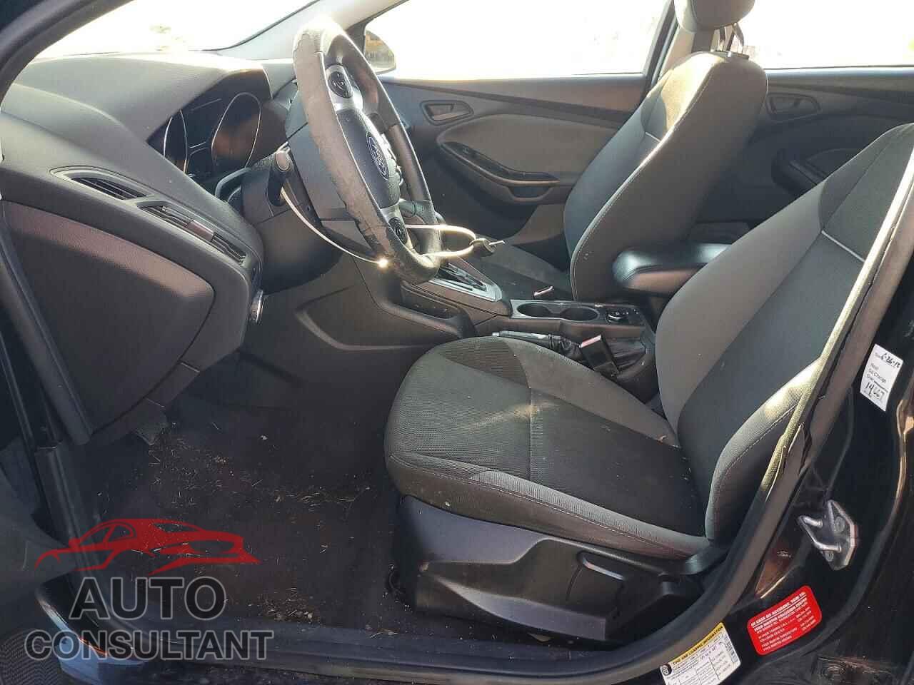FORD FOCUS 2012 - 1FAHP3K27CL334405