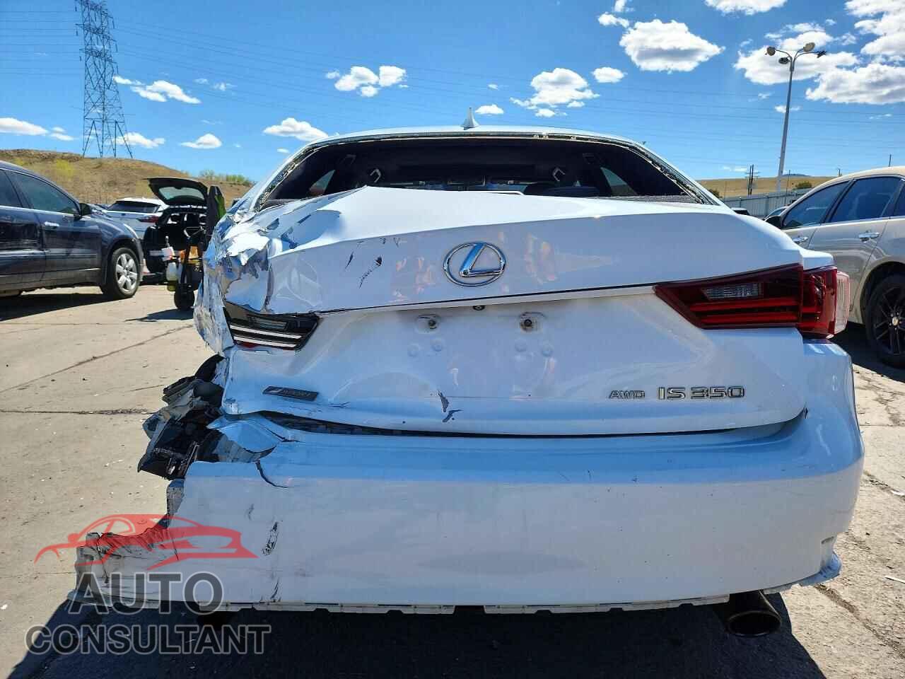 LEXUS IS 2015 - JTHCE1D28F5007983