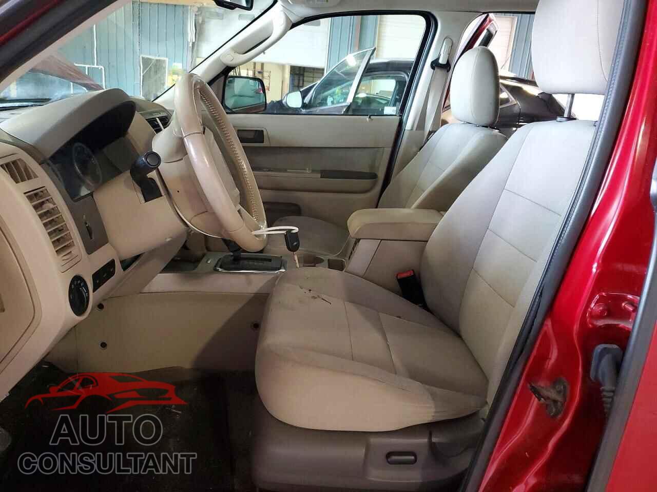 FORD ESCAPE 2011 - 1FMCU9D76BKA48215