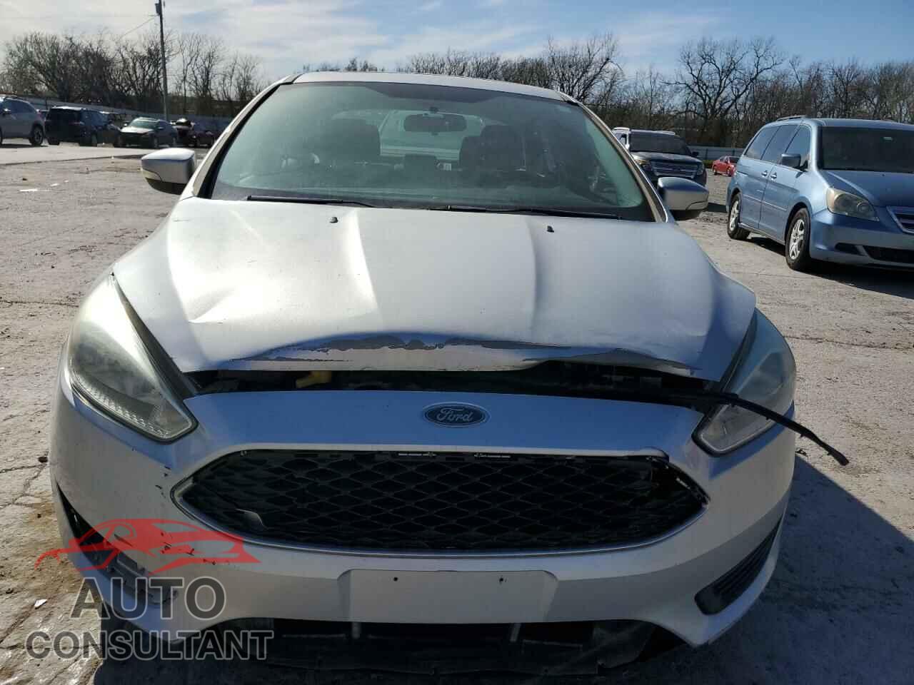 FORD FOCUS 2015 - 1FADP3F2XFL242783