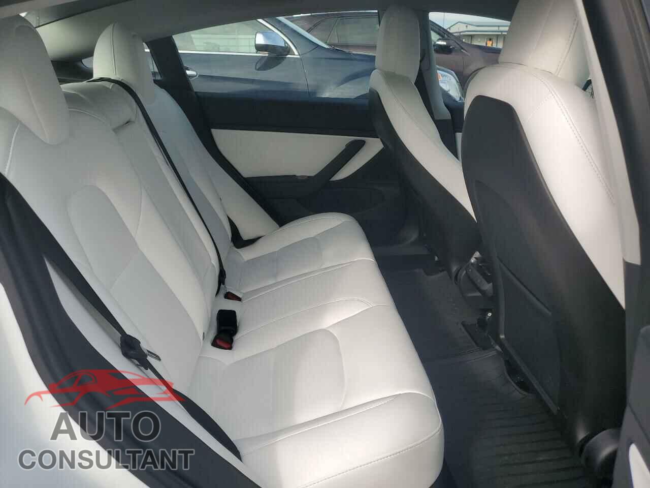 TESLA MODEL 3 2020 - 5YJ3E1EB5LF606897