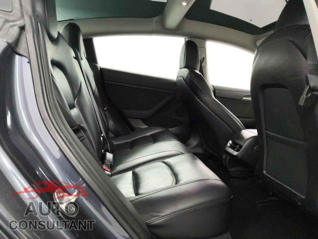 TESLA MODEL 3 2022 - 5YJ3E1EA3NF290121