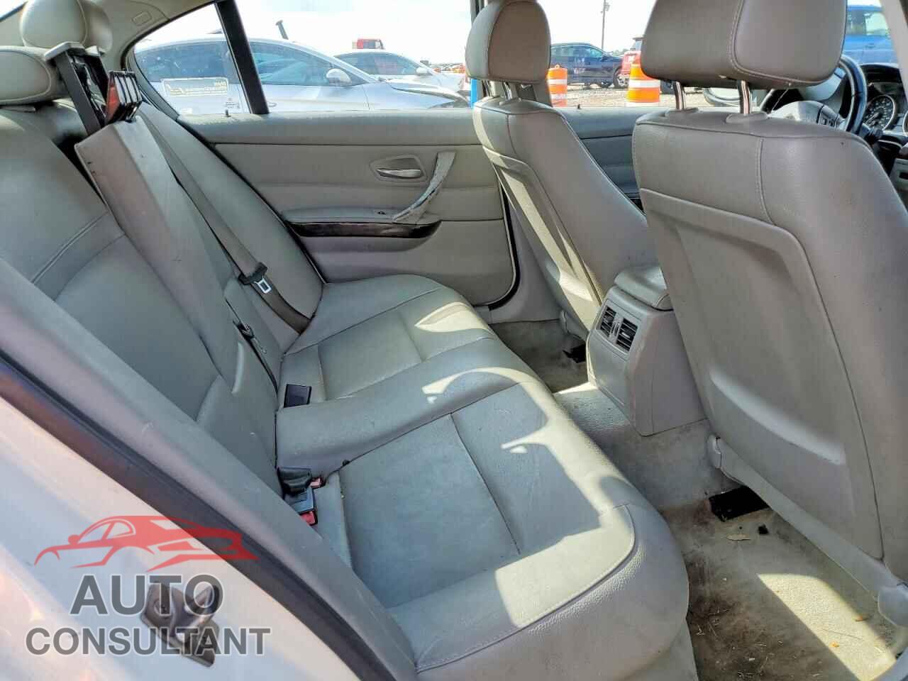 BMW 3 SERIES 2011 - WBAPH5C57BA442084