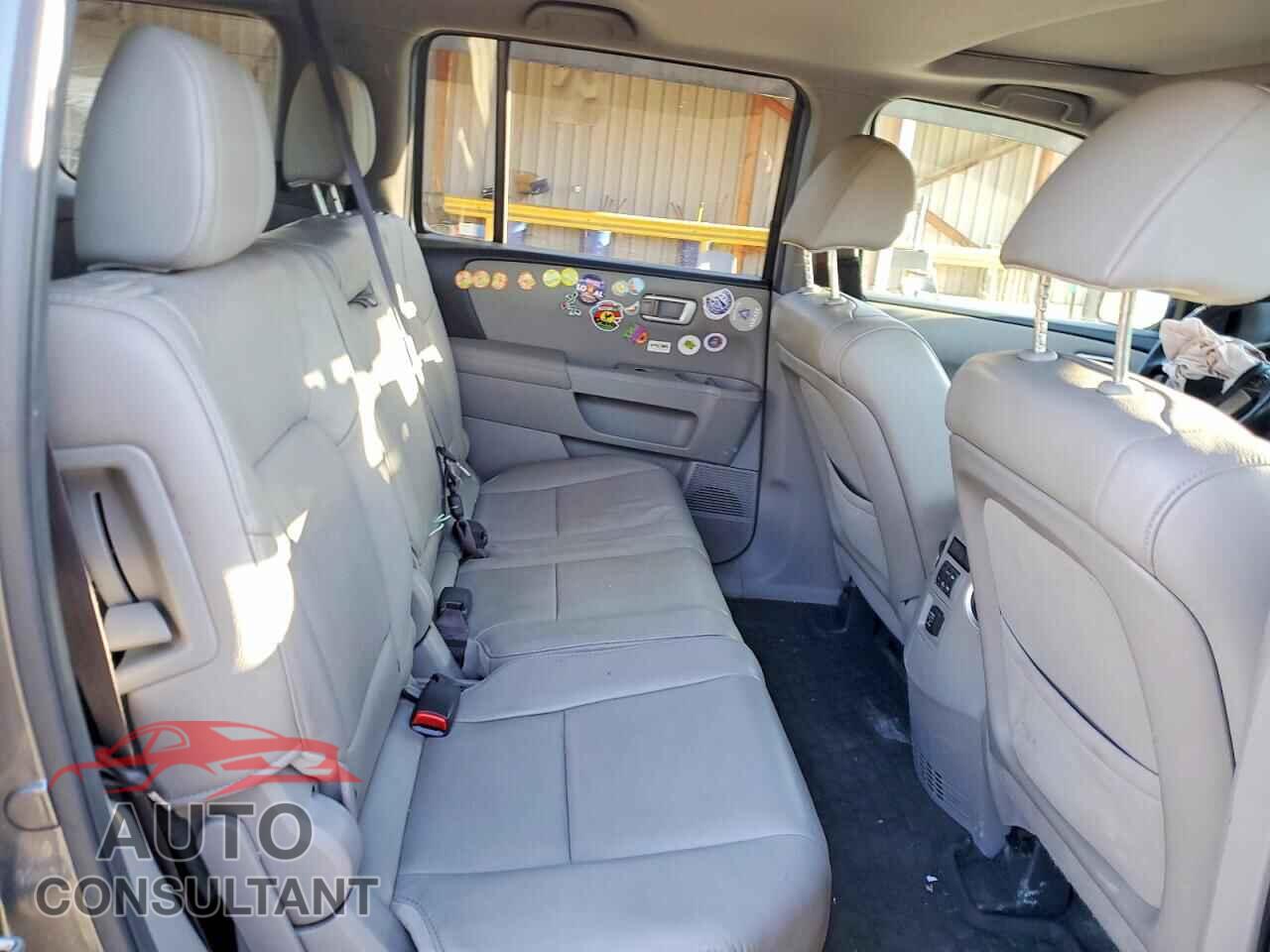 HONDA PILOT 2013 - 5FNYF4H7XDB076746