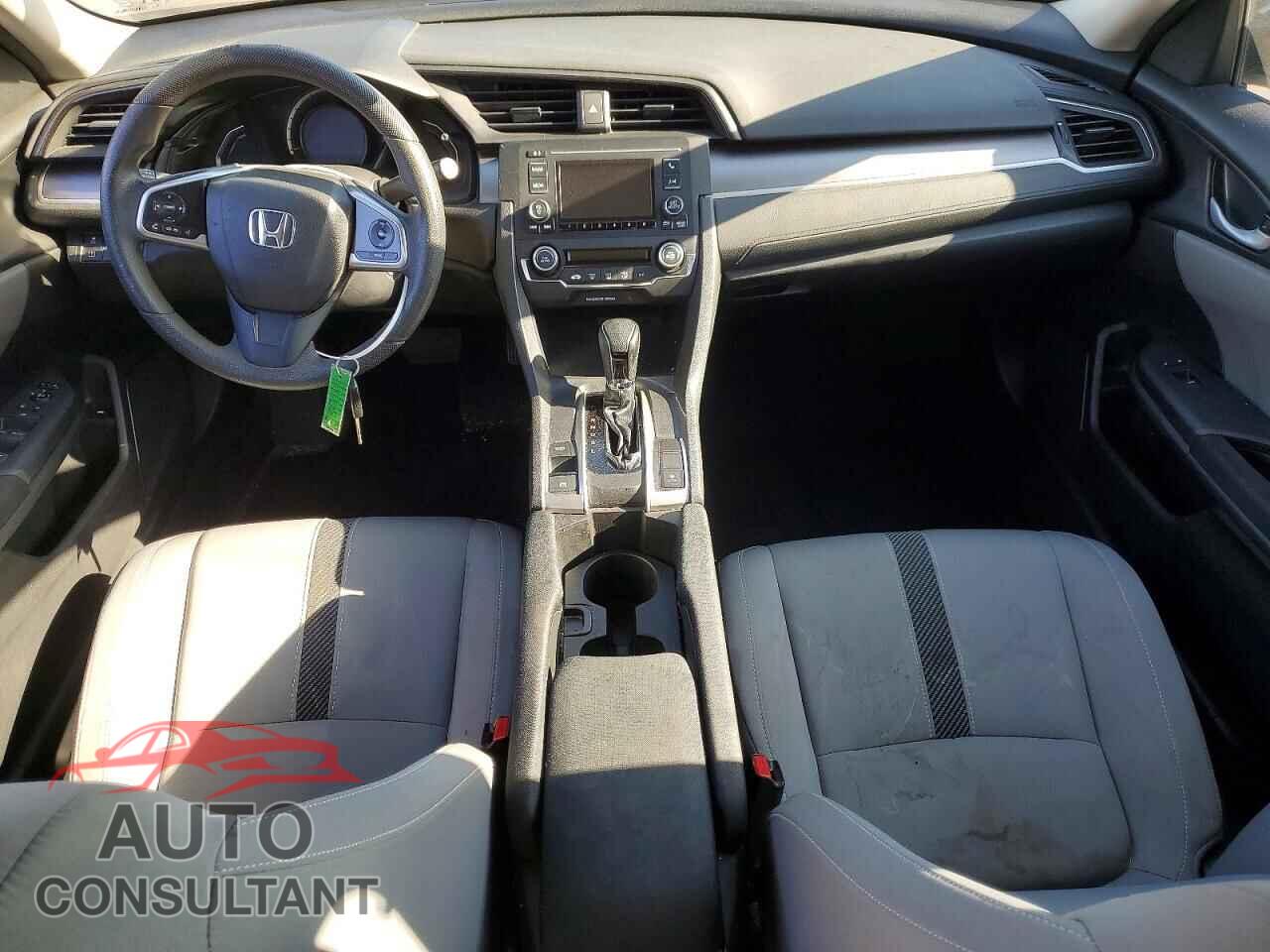 HONDA CIVIC 2018 - 19XFC2F57JE014888