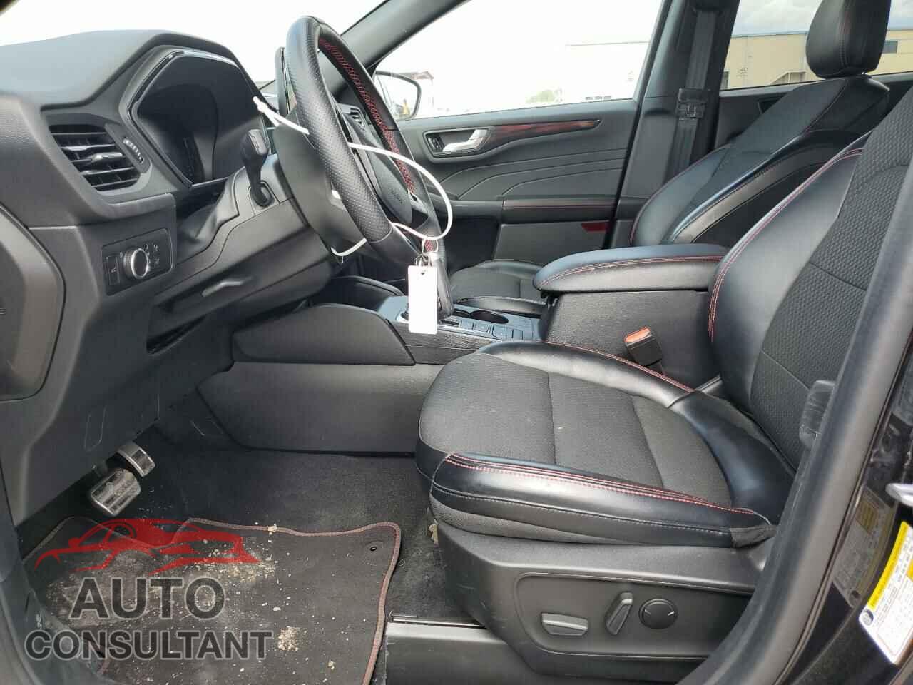 FORD ESCAPE ST 2023 - 1FMCU9MN6PUA33689