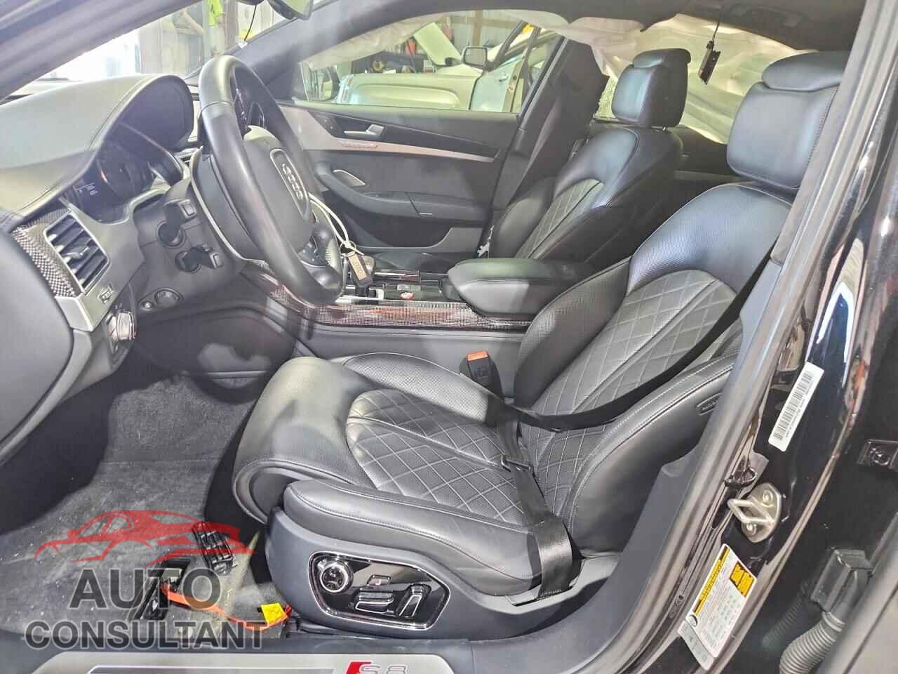 AUDI S8 2014 - WAUD2AFD1EN004917