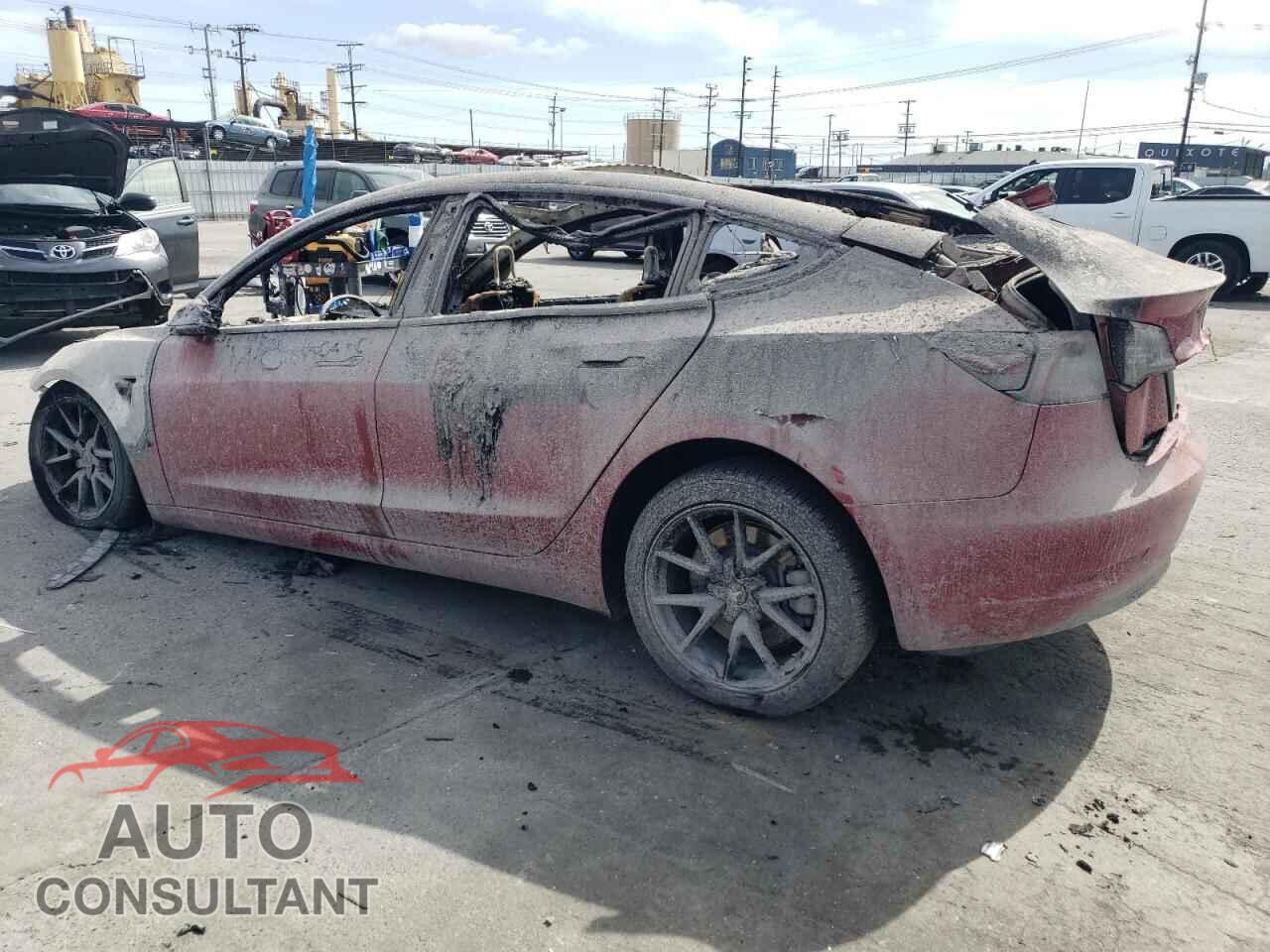 TESLA MODEL 3 2022 - 5YJ3E1EA5NF297328