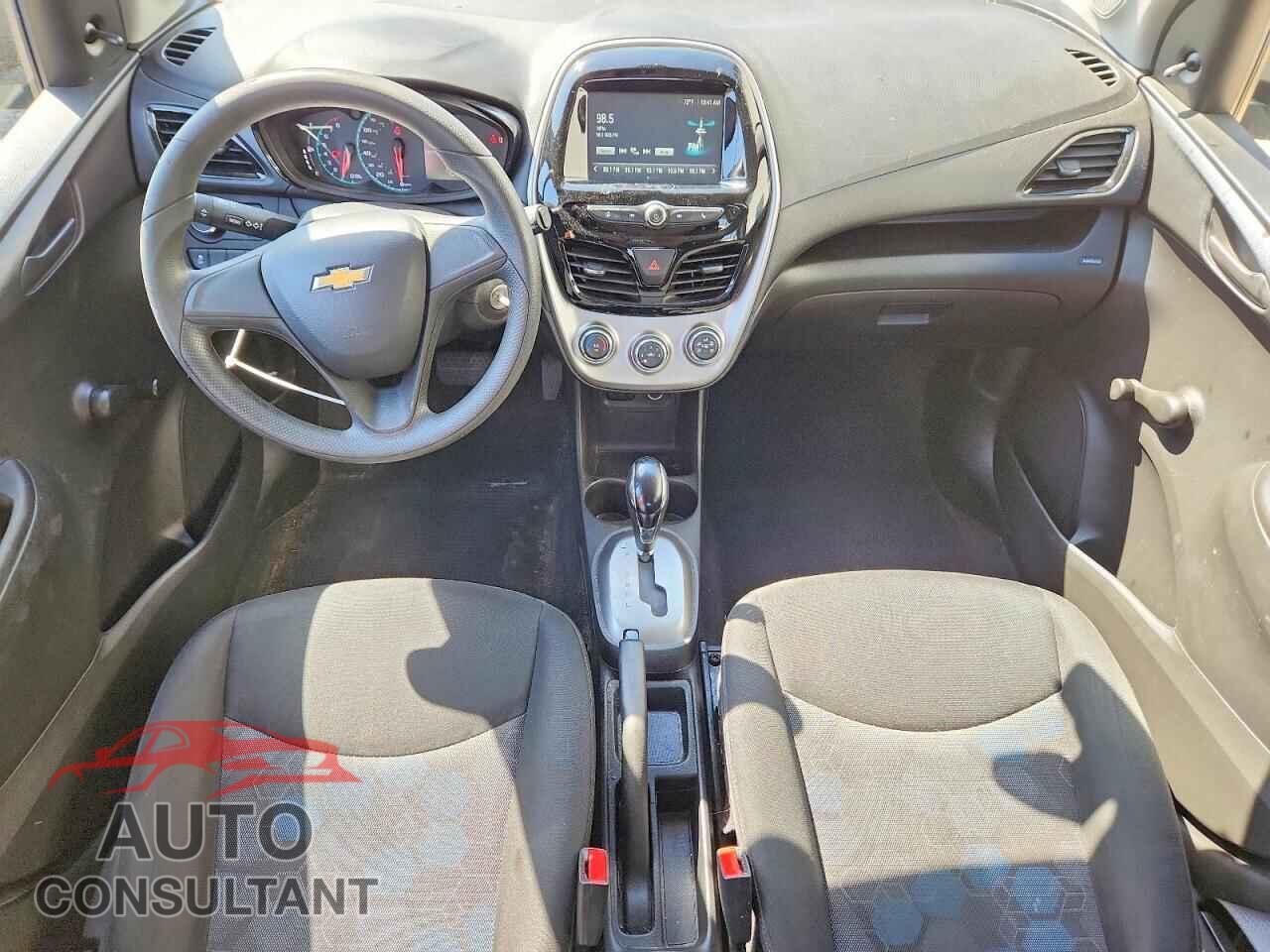 CHEVROLET SPARK 2017 - KL8CB6SA5HC744194
