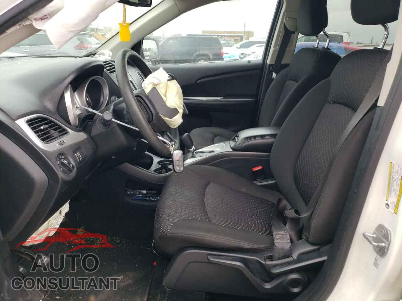 DODGE JOURNEY 2019 - 3C4PDCBB1KT856030