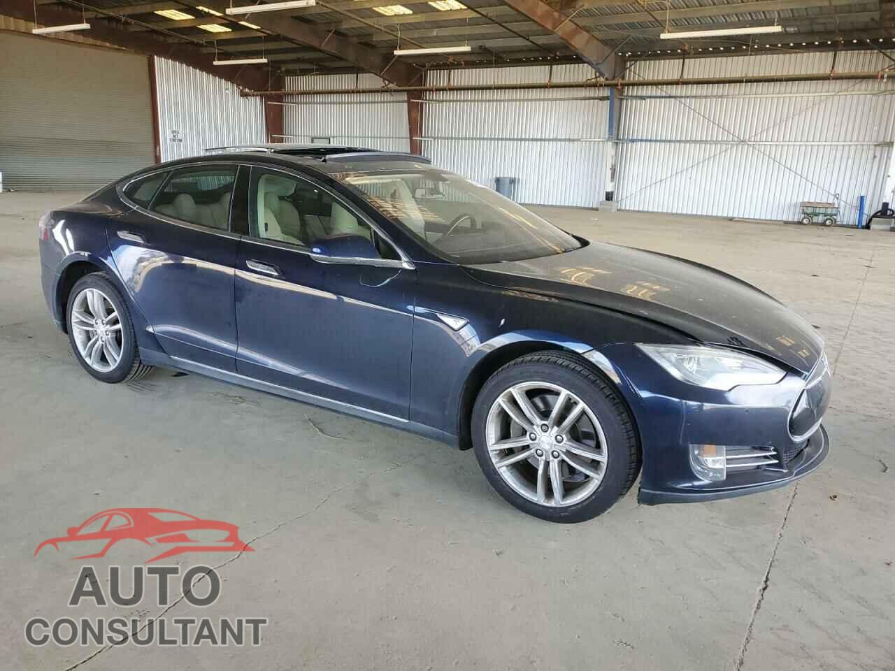 TESLA MODEL S 2013 - 5YJSA1CP8DFP07939