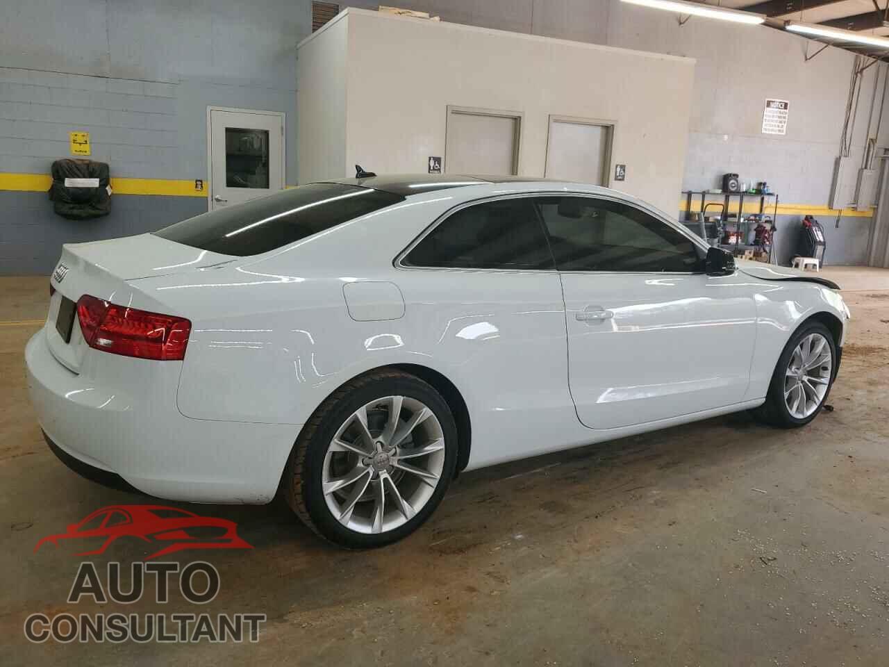 AUDI A5 2014 - WAUCFAFR0EA032159