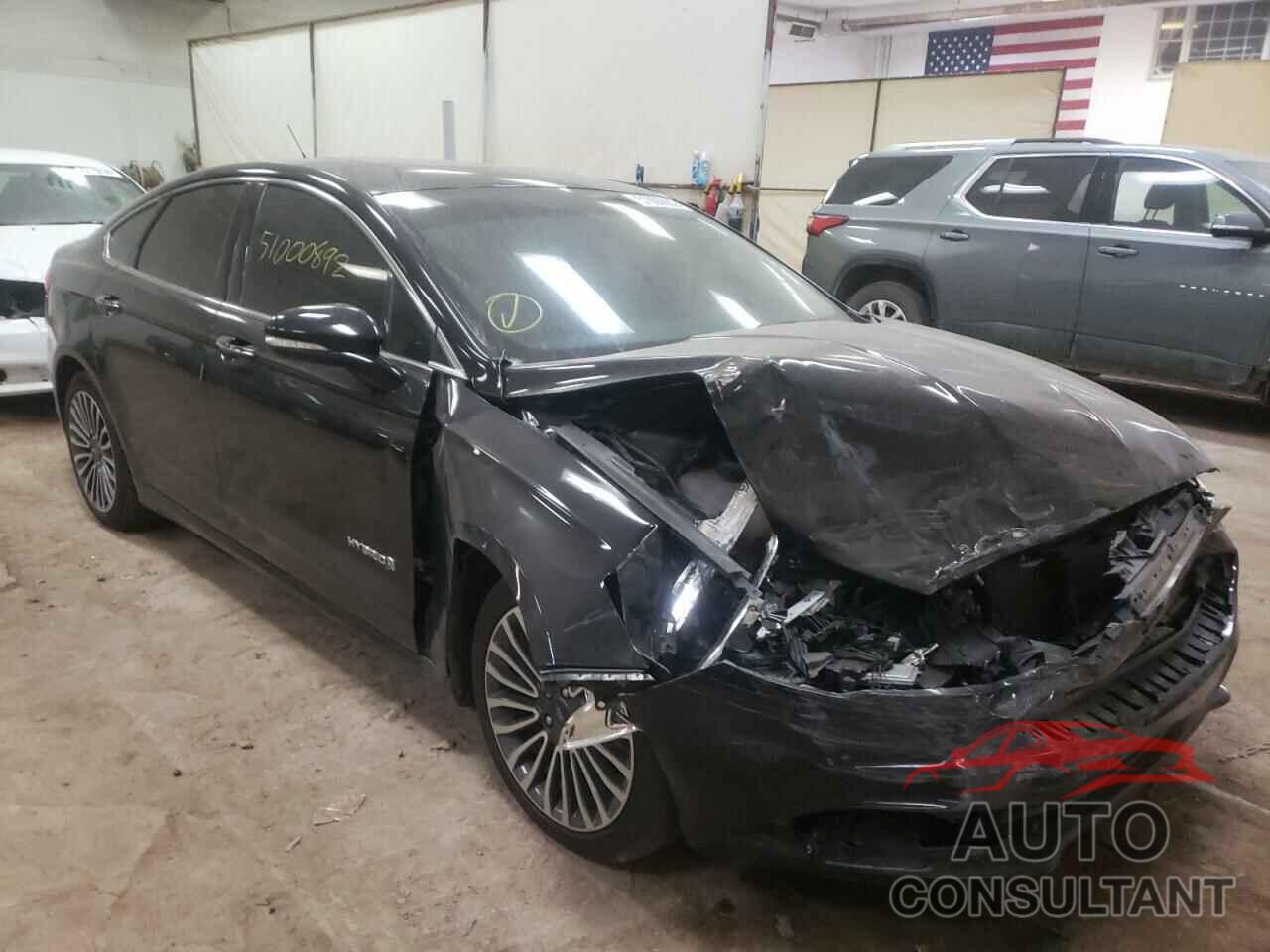 FORD FUSION 2018 - 3FA6P0RU8JR120325