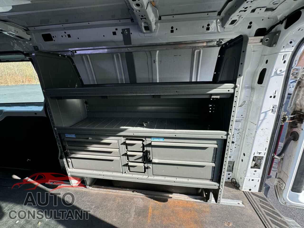 FORD TRANSIT 2015 - 1FTNE2YM3FKA13252