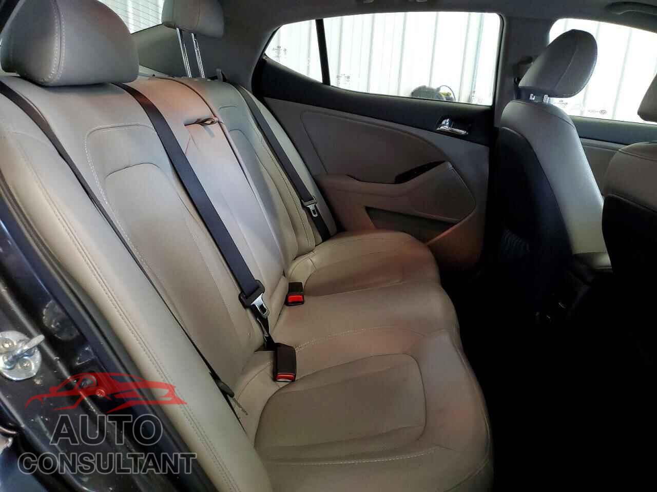 KIA OPTIMA 2011 - KNAGN4A78B5113216