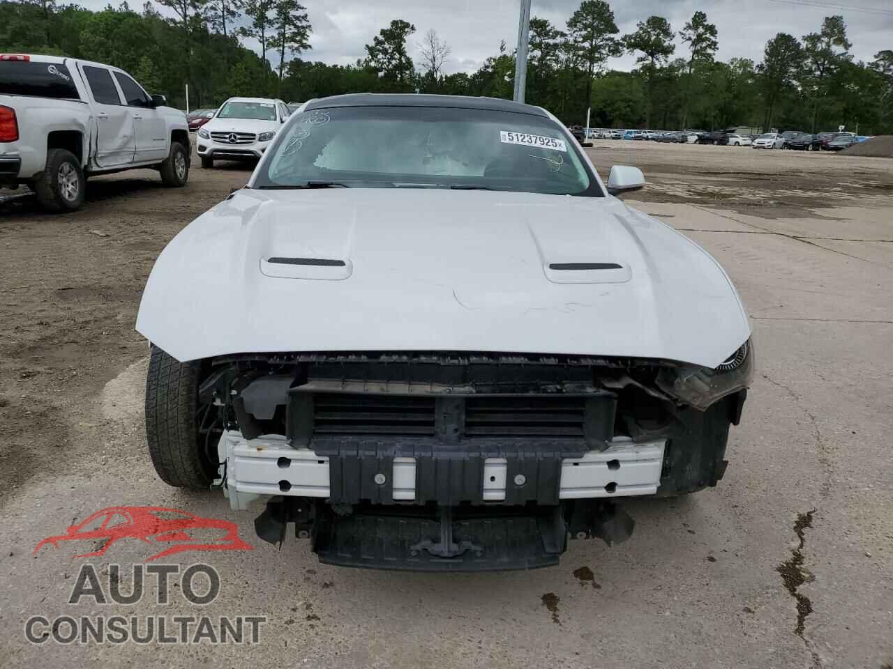 FORD MUSTANG 2018 - 1FA6P8CF7J5158897