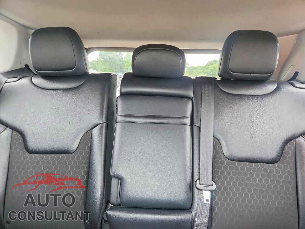 JEEP COMPASS 2017 - 3C4NJDBB8HT679992