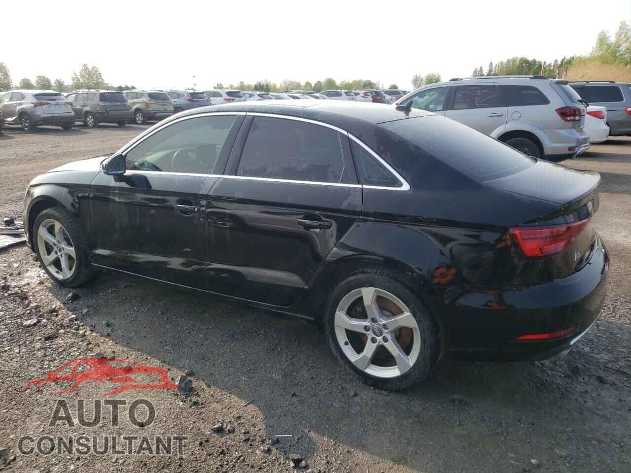 AUDI A3 2019 - WAUBEGFF5KA098564