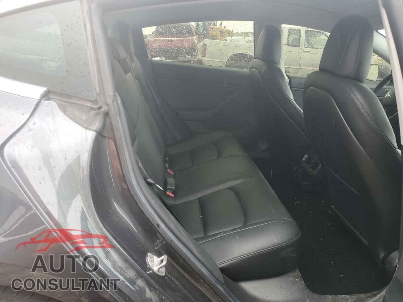 TESLA MODEL 3 2019 - 5YJ3E1EB5KF386790