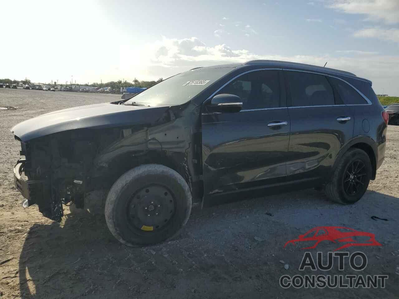 KIA SORENTO 2017 - 5XYPG4A39HG218504