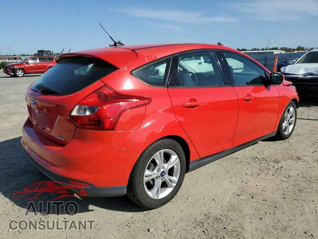 FORD FOCUS 2014 - 1FADP3K2XEL162923