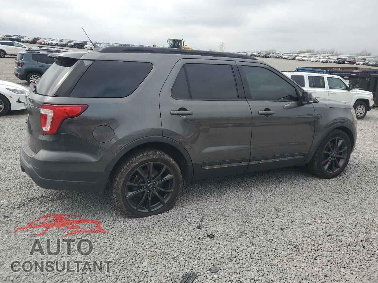 FORD EXPLORER 2018 - 1FM5K7D80JGB26548