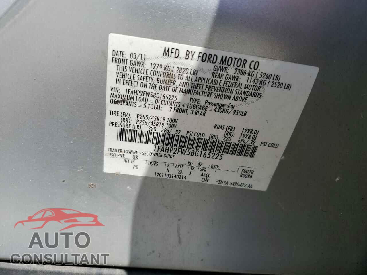 FORD TAURUS 2011 - 1FAHP2FW5BG165225