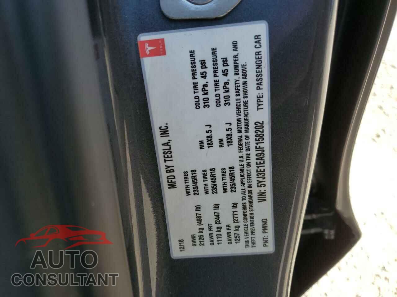 TESLA MODEL 3 2018 - 5YJ3E1EA9JF158202