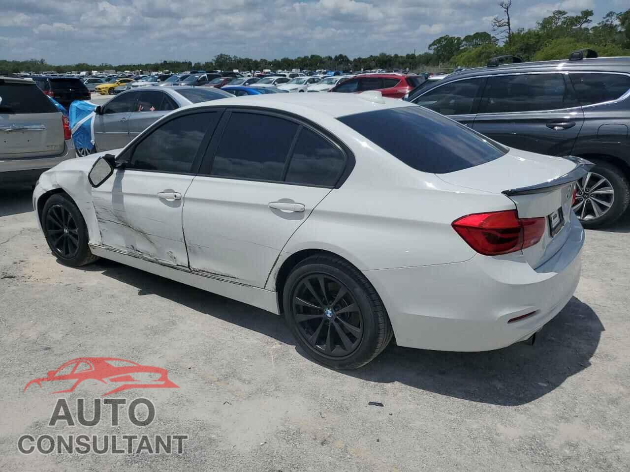 BMW 3 SERIES 2016 - WBA8E1G59GNU12441