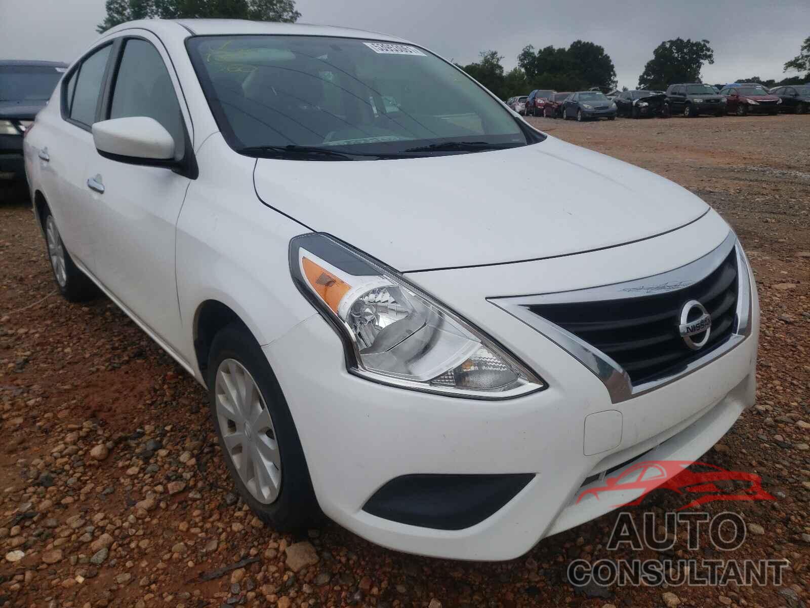 NISSAN VERSA 2019 - 3N1CN7APXKL823465