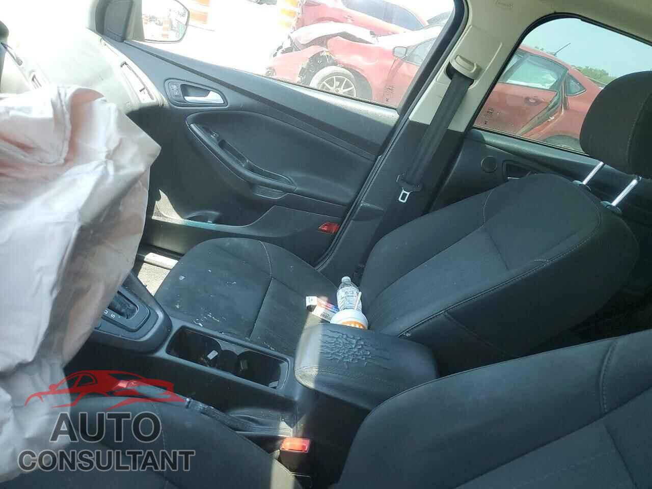 FORD FOCUS 2017 - 1FADP3H20HL332881