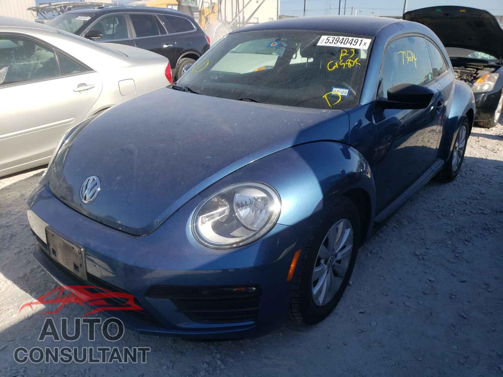 VOLKSWAGEN BEETLE 2017 - 3VWF17AT5HM615805