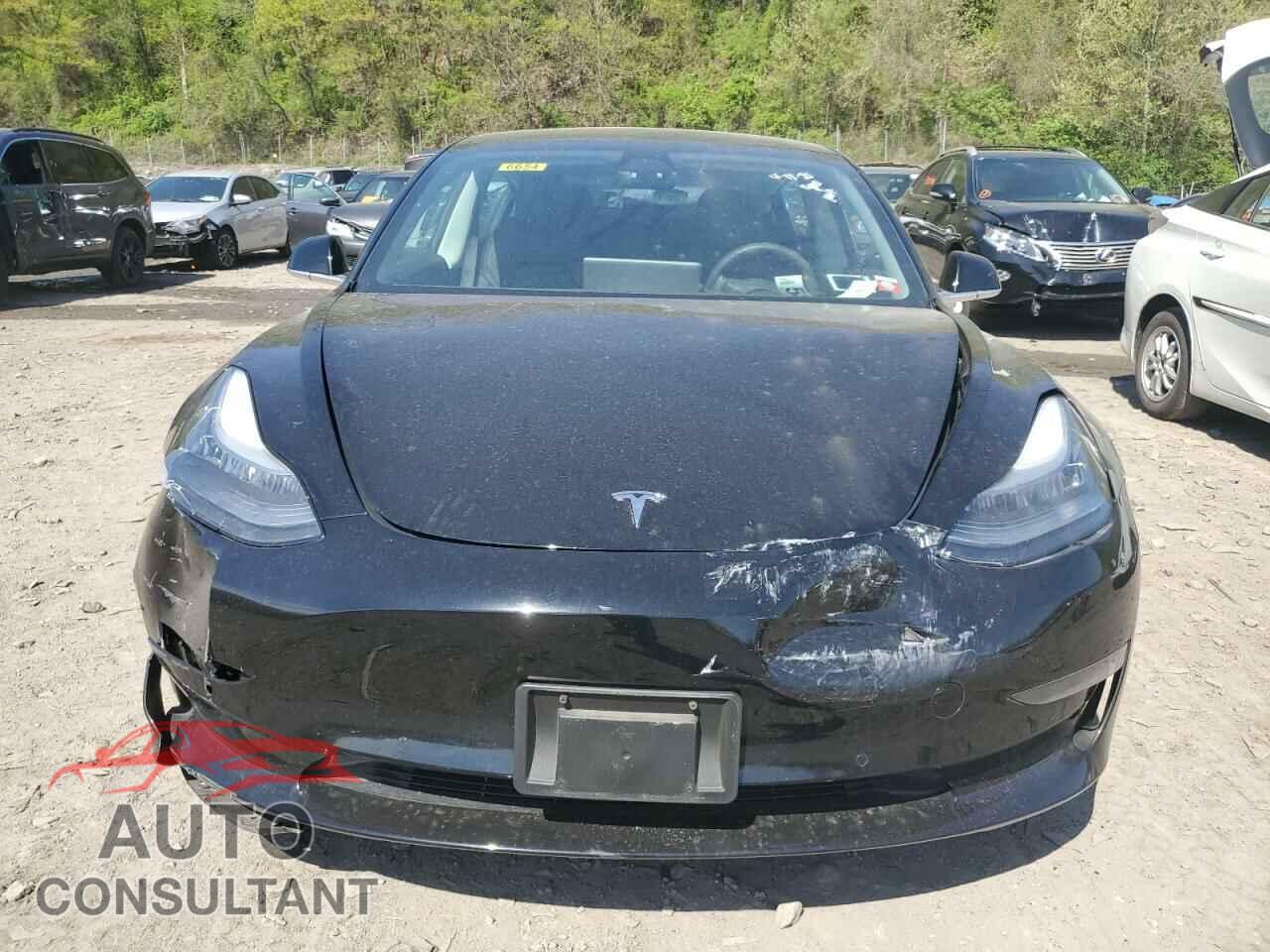TESLA MODEL 3 2019 - 5YJ3E1EB2KF454155