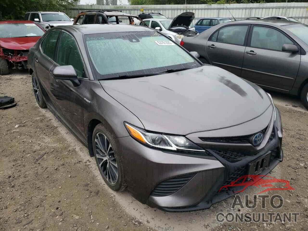 TOYOTA CAMRY 2018 - 4T1B21HK4JU003567