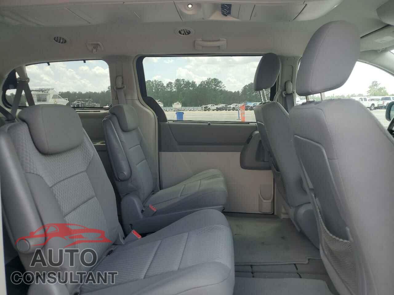 DODGE CARAVAN 2010 - 2D4RN5D18AR191248