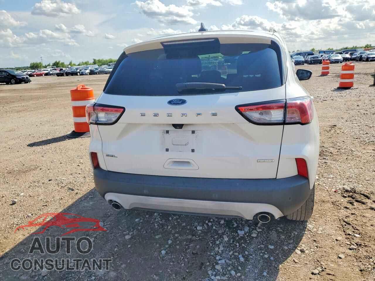 FORD ESCAPE 2020 - 1FMCU0H65LUA31408
