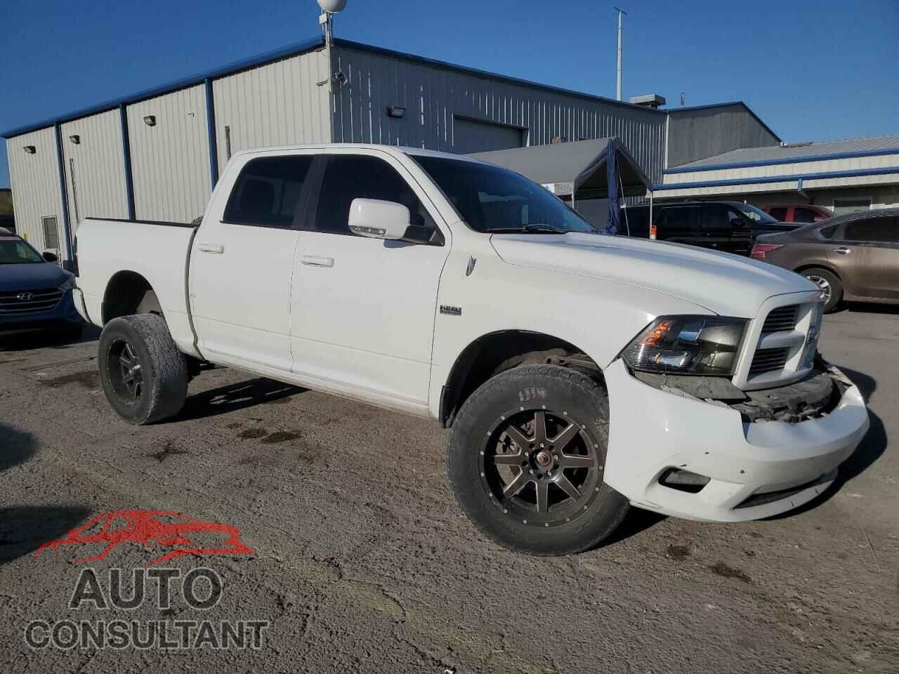 DODGE RAM 1500 2012 - 1C6RD7MT8CS239031