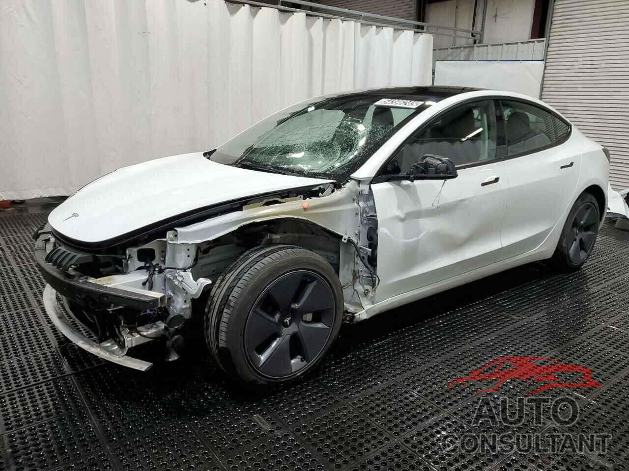 TESLA MODEL 3 2022 - 5YJ3E1EA6NF370092